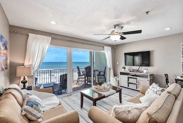 電視、DVD 播放機、 辦公室