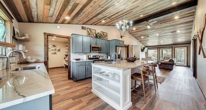 Cossatot River Retreat: Home w/ Fire Pit & Grill