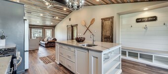 Cossatot River Retreat: Home w/ Fire Pit & Grill