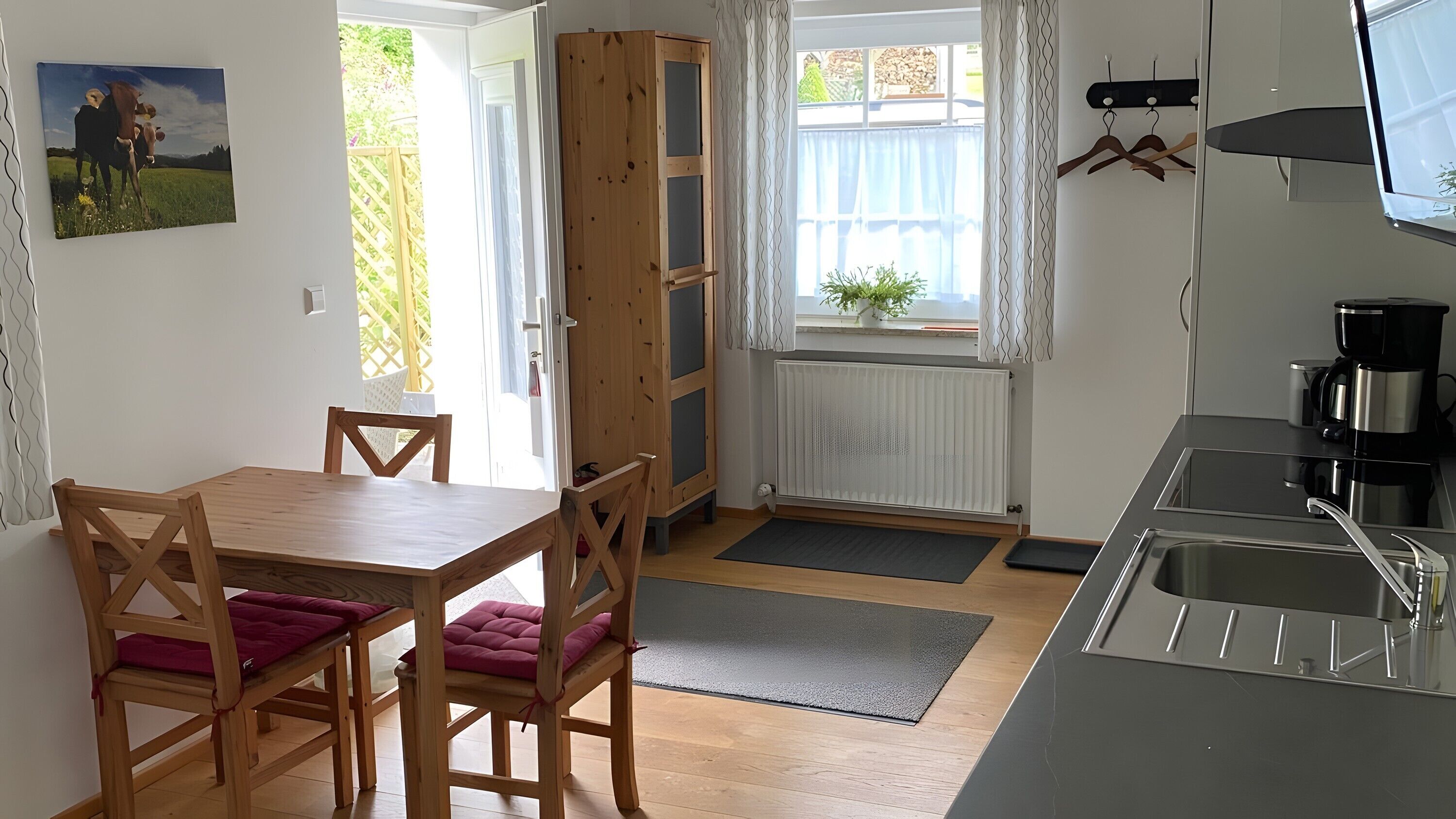 Kühlschrank, Ofen, Herdplatte, Geschirrspüler