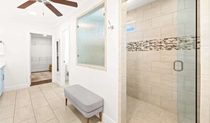 Shower, hair dryer, towels - Updated, roomy Inlet Beach home with two outdoor decks and Shared Pool/Dock (Inlet Beach)