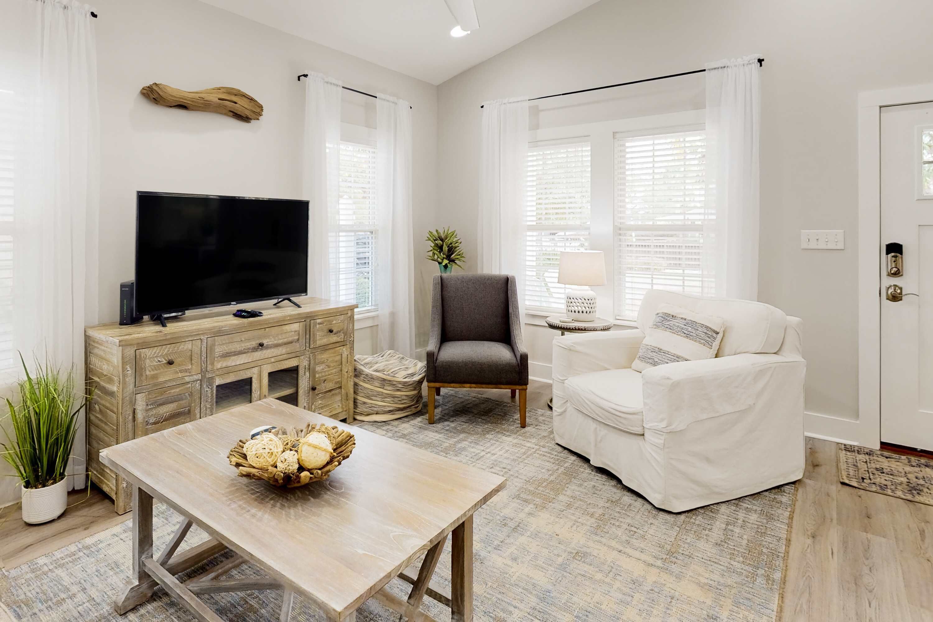 Een televisie en een kantoor