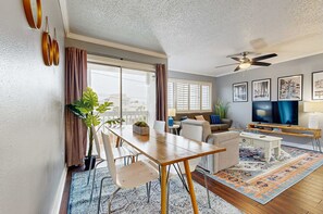 TV, offices - Island Home 304 (Destin)