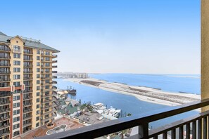 Property grounds - Emerald Grande 1023 (Destin)