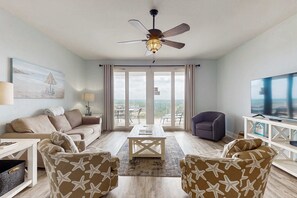 TV, offices - Waterfront condo with lake views, pools, putting green & shopping (Panama City Beach)
