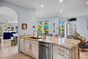 Interior - Mangrove Mojito - Amazing Outdoor Space! (Anna Maria)