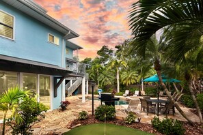 Outdoor dining - Mangrove Mojito - Amazing Outdoor Space! (Anna Maria)
