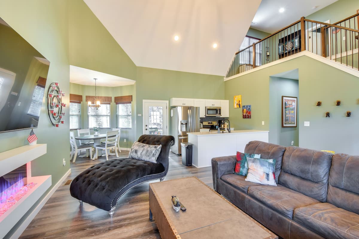 House (3 Bedrooms) | Front of property