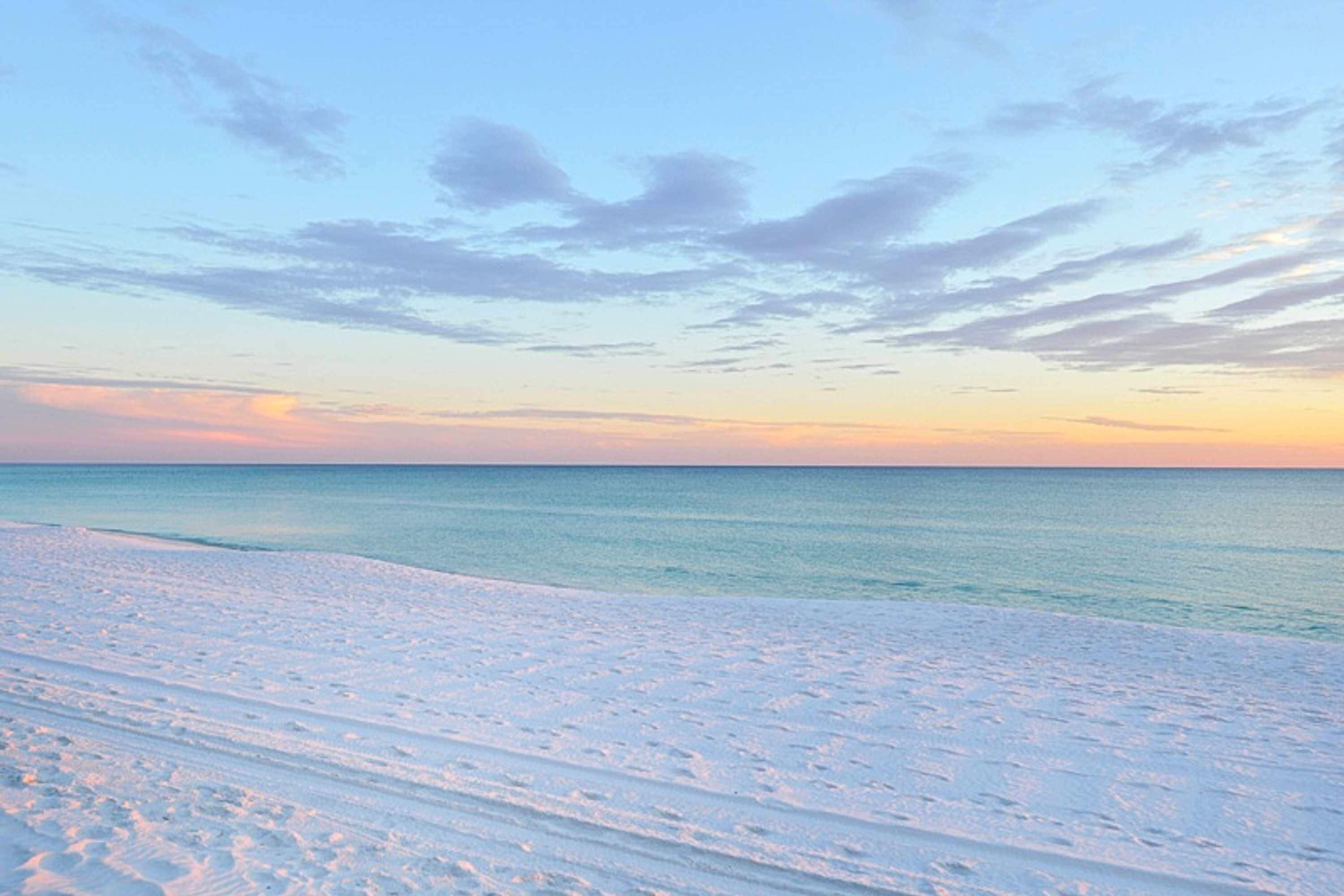 بالقرب من الشاطئ