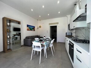 Fridge, microwave, oven, stovetop - Al Vecchio Cinema Historic Home with Garden and Pool near Otranto and Torre dell'Orso (Martano)