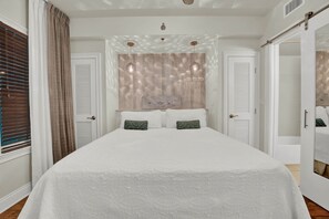 Iron/ironing board, WiFi, bed sheets - Stunning lake-view condo with private balcony, pools, hot tub, & private beach (Panama City Beach)