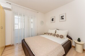1 bedroom, iron/ironing board, free WiFi, bed sheets - Apartment Lavaran 5 (Vir)