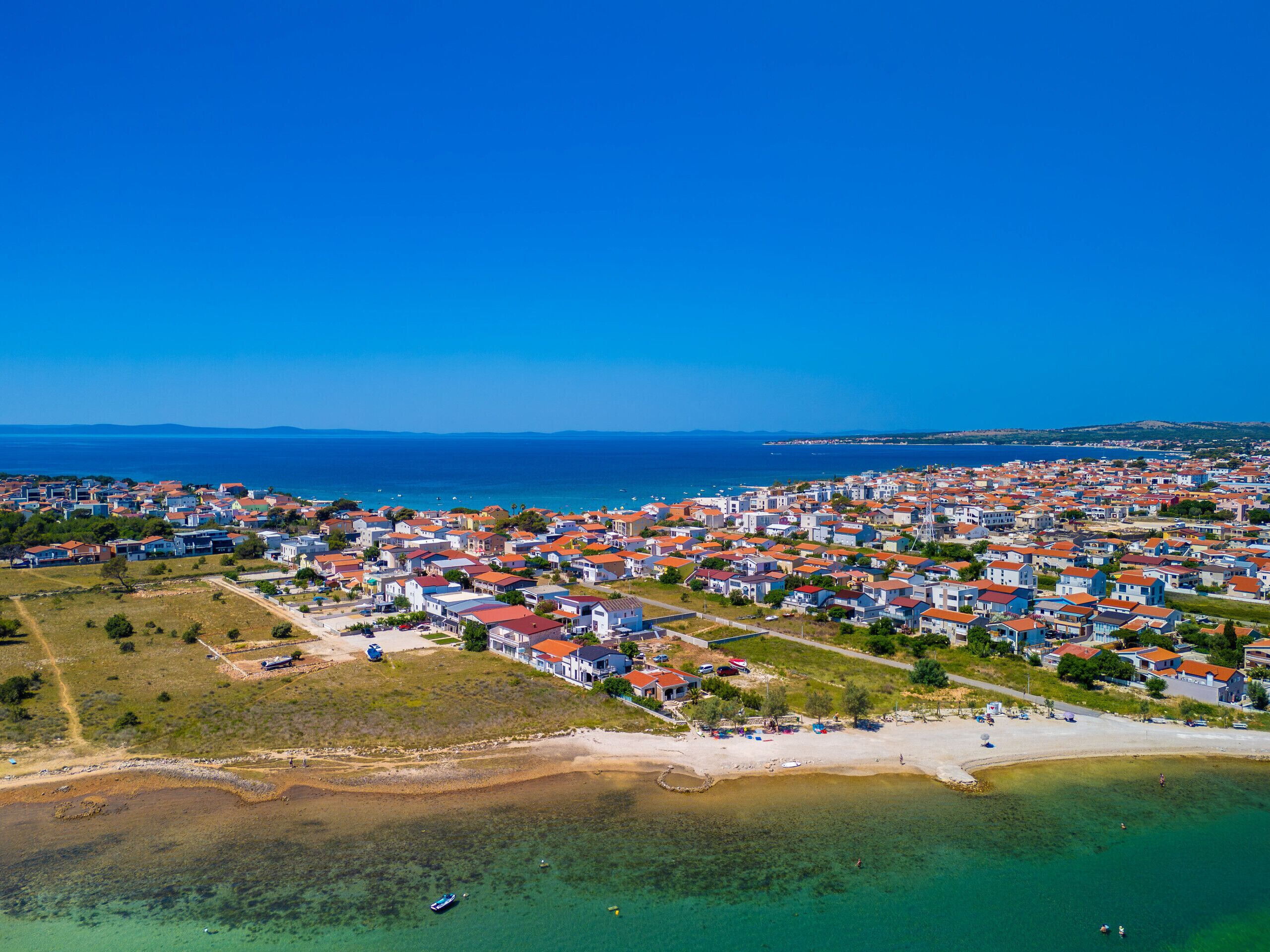 Nær stranden