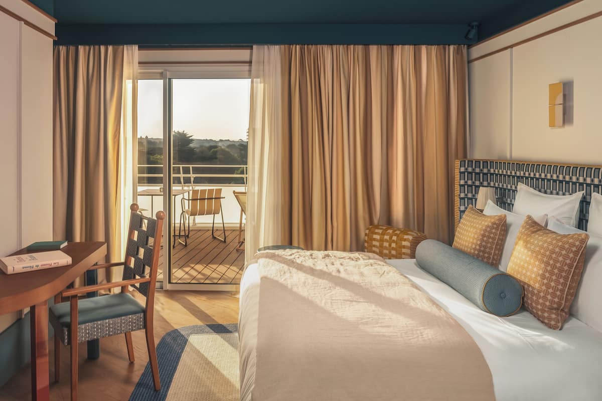 Prestige Terrace sea view | Una cassaforte in camera, una scrivania, insonorizzazione