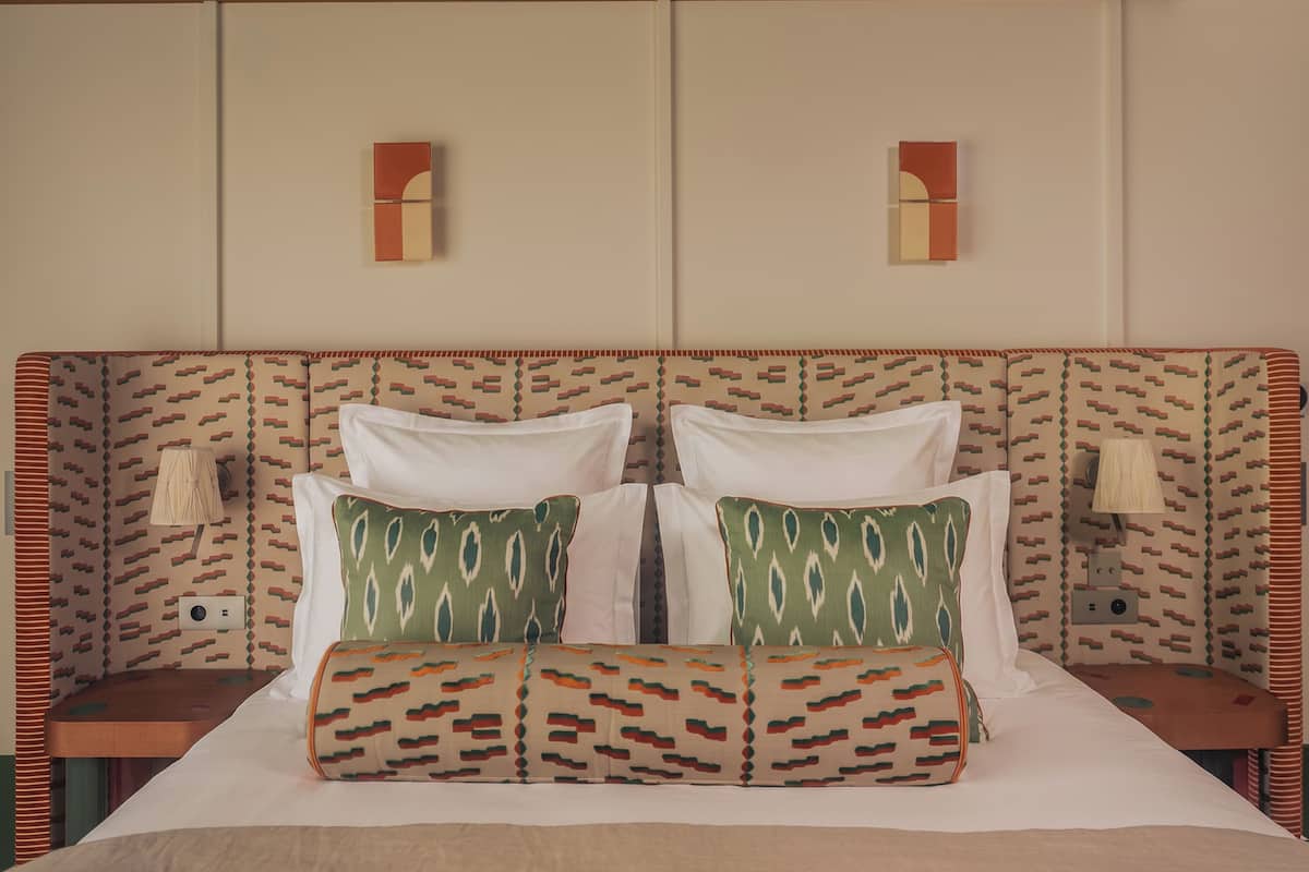 Deluxe Suite Sea & Canopy View Terrace | ตู้นิรภัยในห้องพัก, โต๊ะทำงาน, ห้องเก็บเสียง, เตารีด/โต๊ะรีดผ้า