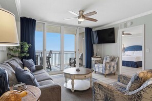 TV, DVD player, offices - Beachfront Condo with gorgeous views, shared pool & beach access (Panama City Beach)