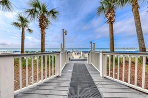 Property grounds - Beachfront condo in resort with pools & fitness center - prime location (Panama City Beach)