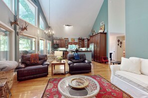 Interior - Mountain Home Dog-friendly Getaway (Cashiers)