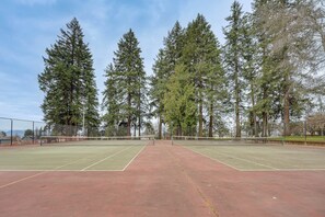 Interior - Walk to Dtwn Camas: Pet-friendly Retreat w/ Yard! (Camas)