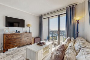 Téléviseur, bureau