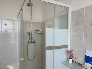 Bathroom - Casa Vittoria bei Holiday World by Interhome (Genova)