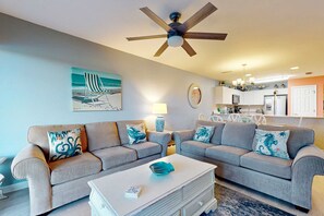 TV, offices - Friendly Condo with Private washer&dryer, High-Speed WiFi, & Beach Access (Miramar Beach)
