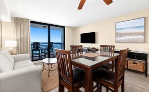 Dining - Gulf-Front Condo w/ Free WiFi & Shared Pools/Hot Tub/Sauna - Snowbird Friendly (Destin)