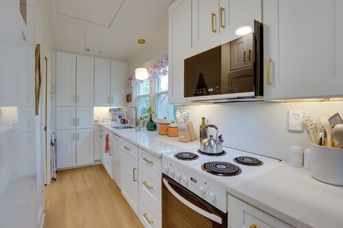 2 Mi to Bryant-denny Stadium! Pet-friendly Home