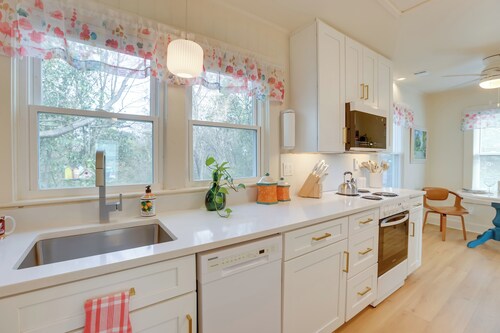 2 Mi to Bryant-denny Stadium! Pet-friendly Home