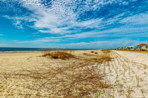 On the beach - Gulf-front home with WiFi, private beach boardwalk & views - dog-friendly (Port St. Joe)