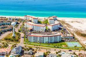 Exterior - Modern 6th-floor condo with furnished balcony, ocean views, pools & beach access (Fort Walton Beach)