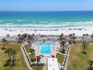 Pool - Modern 6th-floor condo with furnished balcony, ocean views, pools & beach access (Fort Walton Beach)