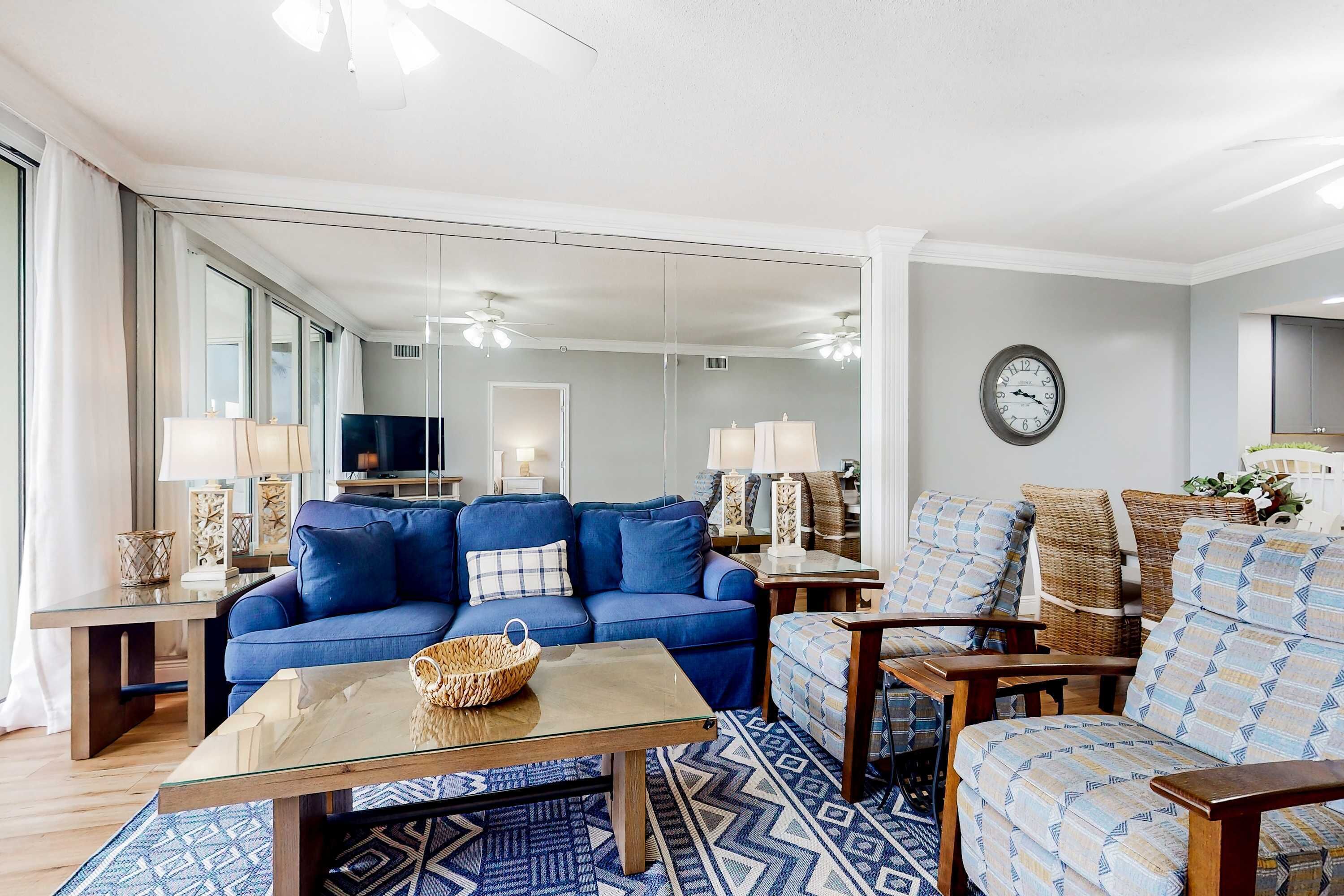 Una televisión, una oficina