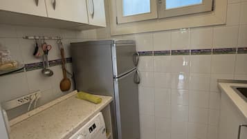 Appartamento, 2 camere da letto, patio, vista giardino | Lavanderia