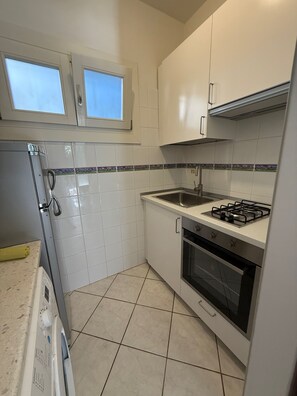 Appartamento, 2 camere da letto, patio, vista giardino | Interni