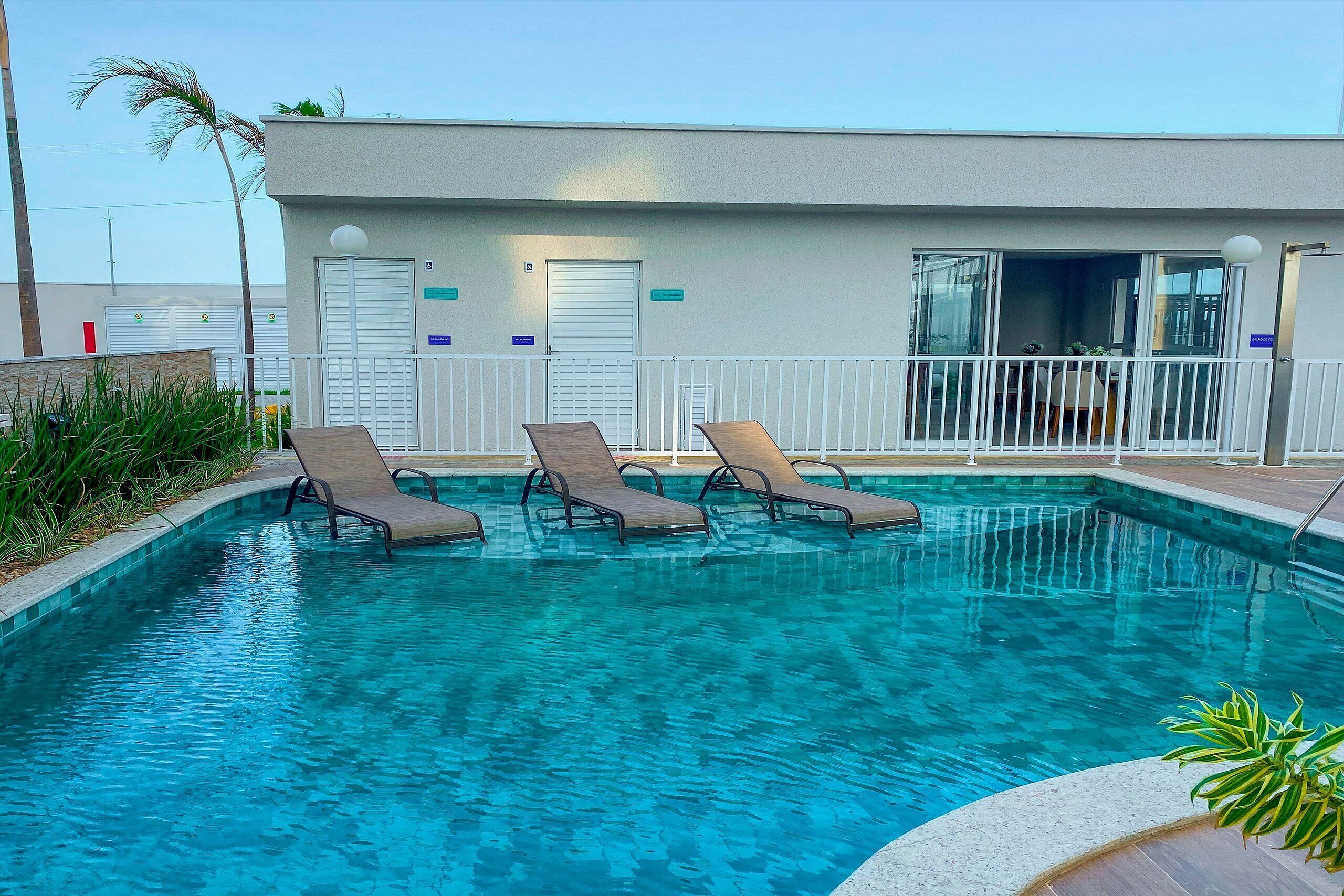 Basic Apartment | Pool