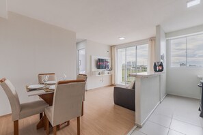 Basic Apartment | Dining - Mirante #606 - Space and Comfort by Carpediem (Fortaleza)