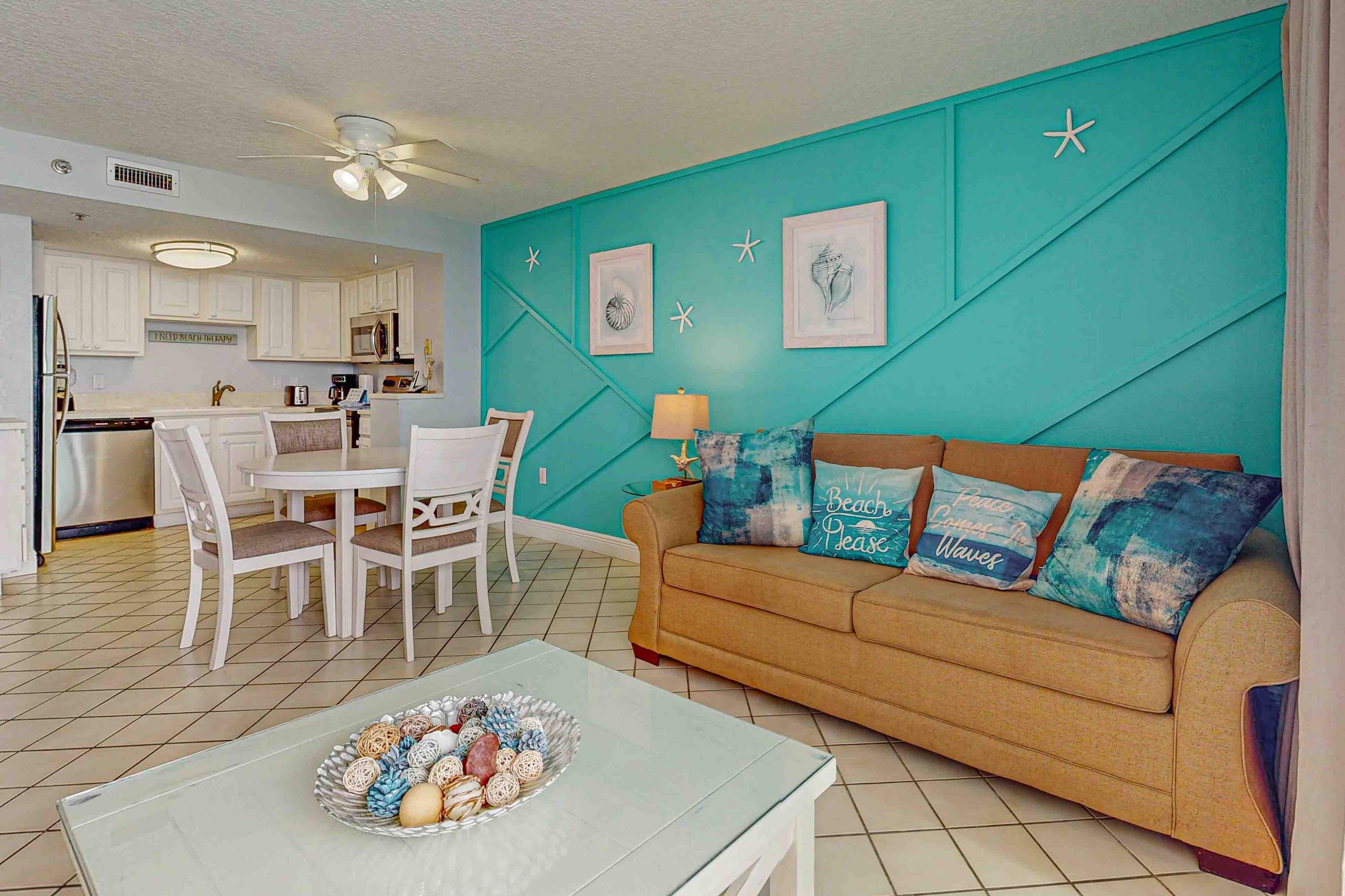 Televisión, reproductor de DVD y oficina 