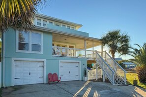 Exterior - Gorgeous Private Pool Home Across from Beach | Private Dock (Navarre Beach)