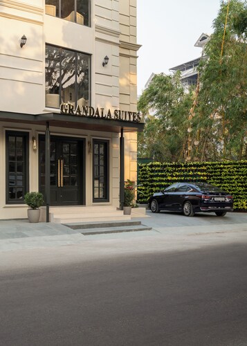 Grandala Suites - A Boutique Hotel 