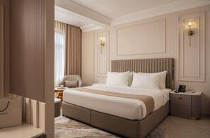 Egyptian cotton sheets, premium bedding, memory-foam beds - Grandala Suites - A Boutique Hotel  (Kochi)