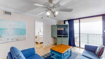 TV, DVD player, offices