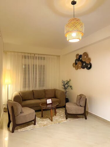 Niree - 11 - 2BHK Private Apartment - Free Parking