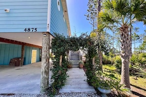 Property grounds - Gorgeous coastal home with gorgeous sunsets (Port St. Joe)