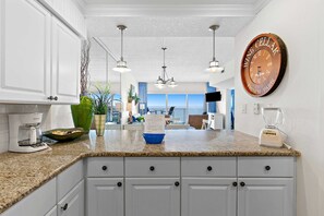 Interior - Welcoming Gulf-front Condo with W&D, pool, Gym & Tennis (Miramar Beach)