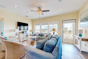 TV, offices - Spacious Gulf-View Home with Large Decks, Private W&D and Steps Away From Beach (Navarre)