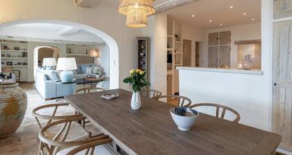 Magnificent Villa with Panoramic Sea View - 5 Suite Bedrooms - BBQ - 8 Guests