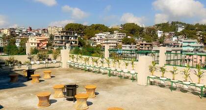 Niree - 08 - 2BHK Private Apartment - Free Parking