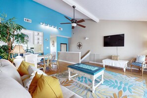 TV, offices - Mapp to Paradise (Destin)