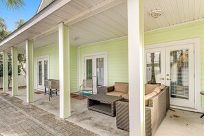 Terrace/patio - Crystal Beach Subdivision - Key Lime Pie (Destin)